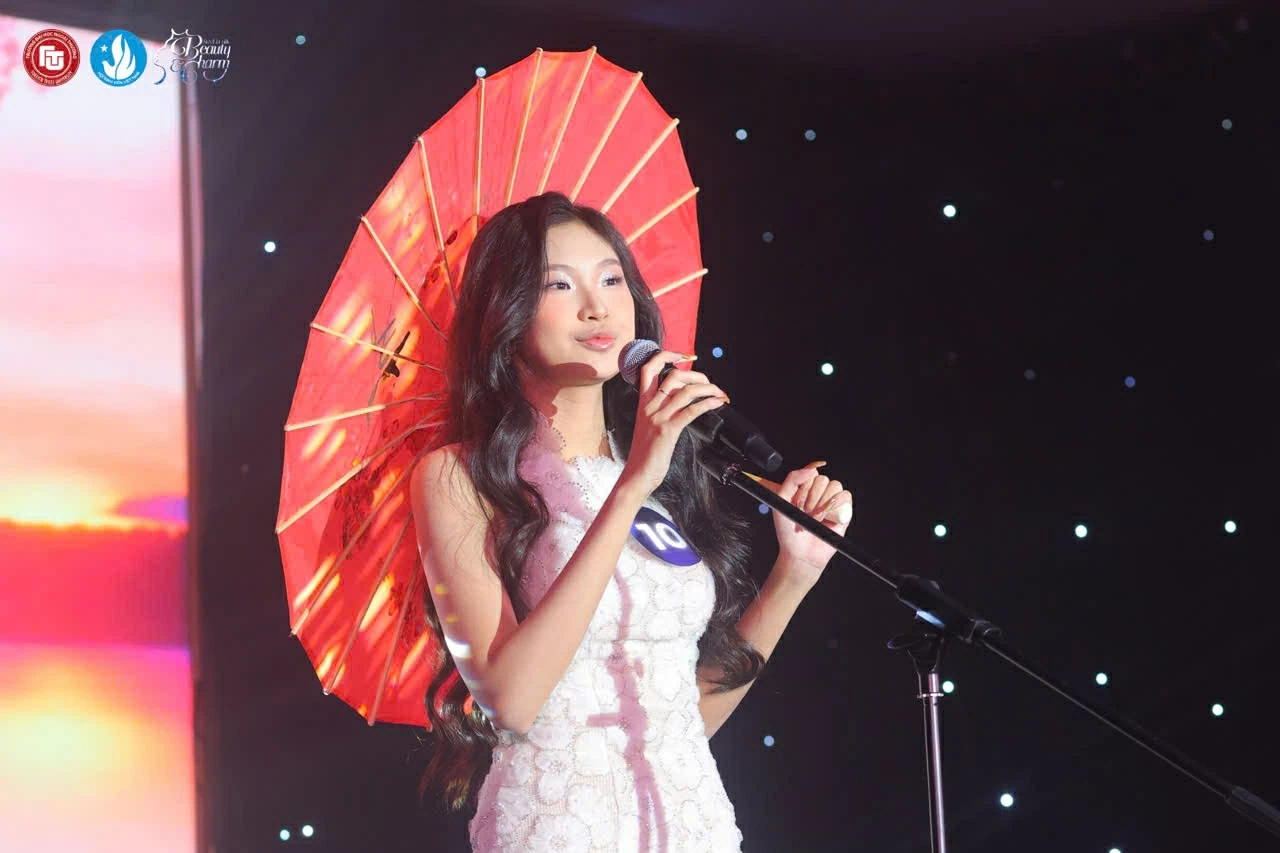 Những gương mặt tài sắc vẹn toàn để lại dấu ấn mạnh mẽ tại Hoa khôi Duyên dáng Ngoại thương 2025 Những gương mặt tài sắc vẹn toàn để lại dấu ấn mạnh mẽ tại Hoa khôi Duyên dáng Ngoại thương 2025