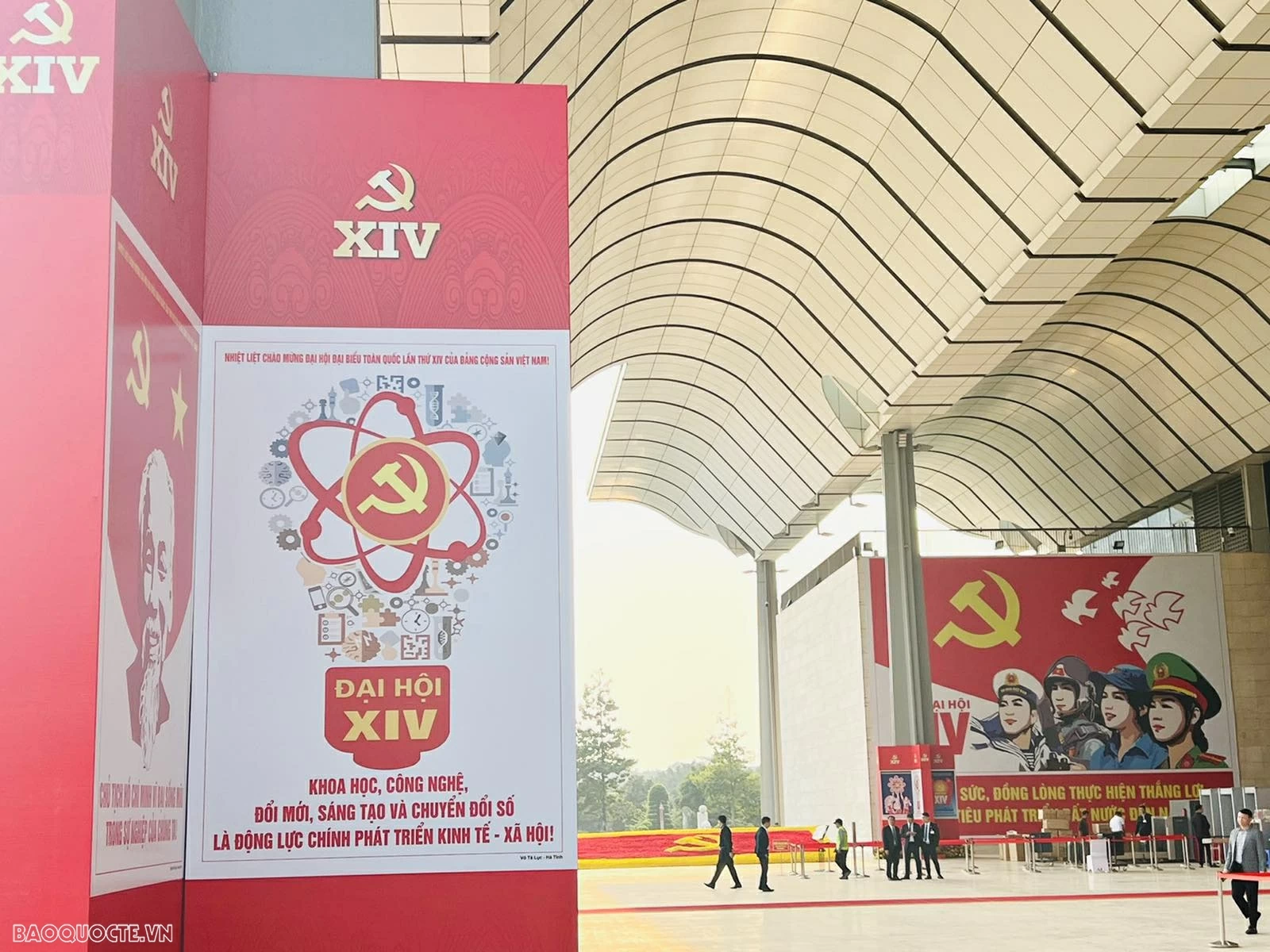 Đại hội Đảng lần thứ XIV: Phát triển toàn diện con người ngày càng đầy đủ, trọng tâm và thực chất Đại hội Đảng lần thứ XIV: Phát triển toàn diện con người ngày càng đầy đủ, trọng tâm và thực chất