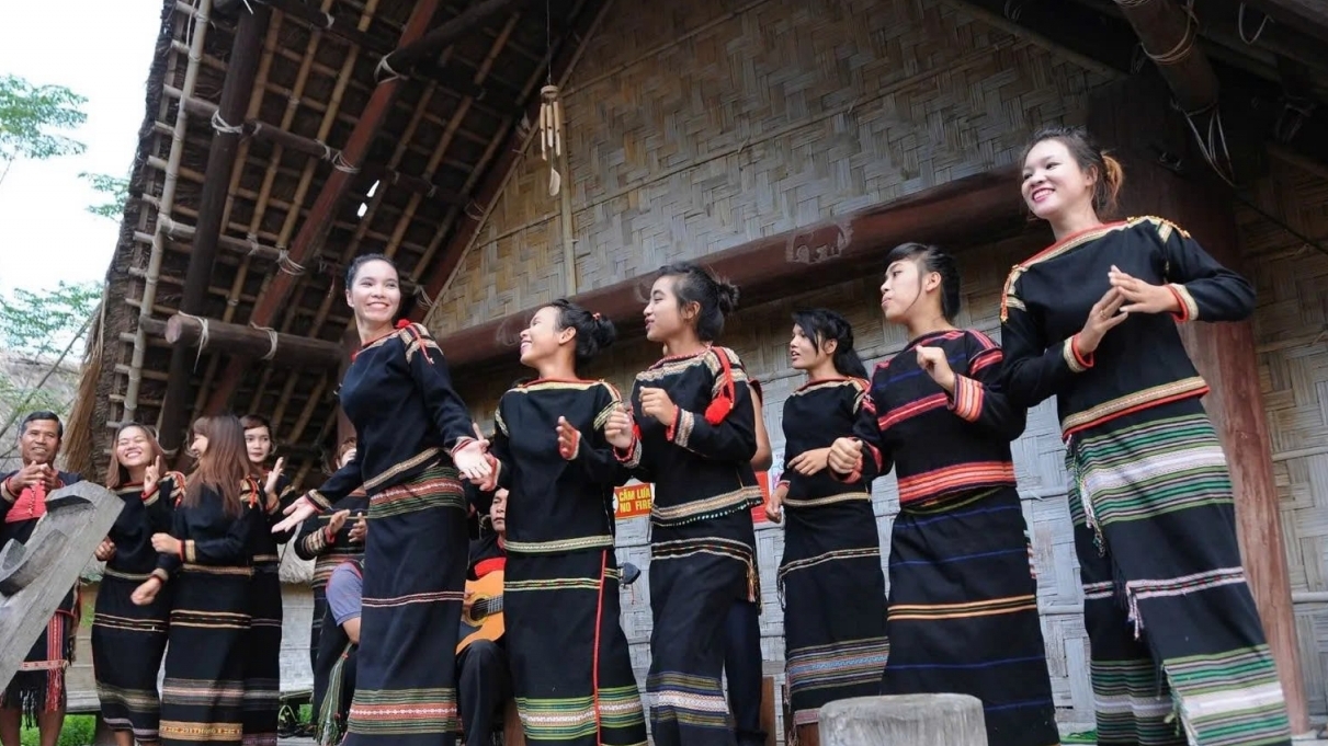 'Tết bản làng' rộn ràng tại Làng Văn hoá - Du lịch các dân tộc Việt Nam