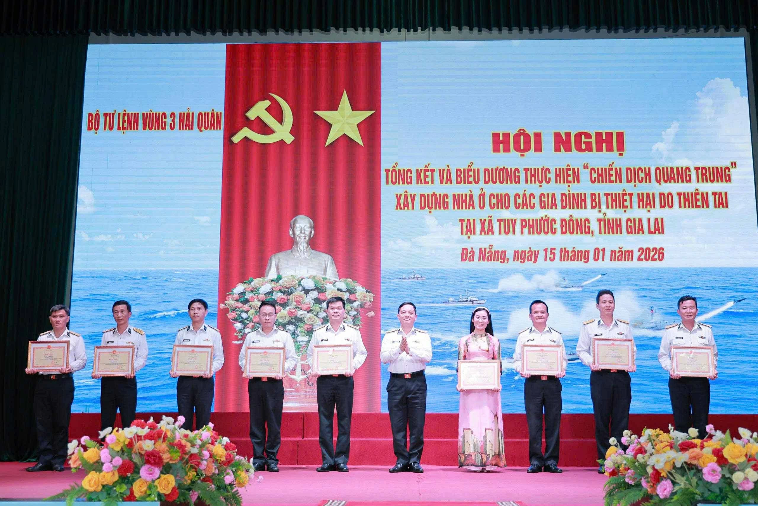 Chiến dịch Quang Trung: Cán bộ, chiến sĩ Vùng 3 Hải quân xây 6 căn nhà cho người dân trong 35 ngày Chiến dịch Quang Trung: Cán bộ, chiến sĩ Vùng 3 Hải quân xây 6 căn nhà cho người dân trong 35 ngày