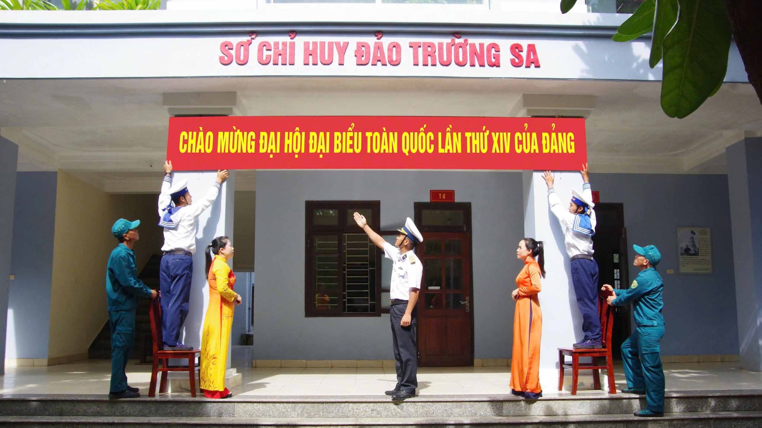 Quân và dân Trường Sa vững niềm tin tiền tiêu, hướng về Đại hội XIV của Đảng