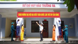 Quân và dân Trường Sa vững niềm tin tiền tiêu, hướng về Đại hội XIV của Đảng