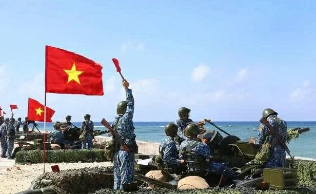 Quân và dân Trường Sa vững niềm tin tiền tiêu, hướng về Đại hội lần thứ XIV của Đảng