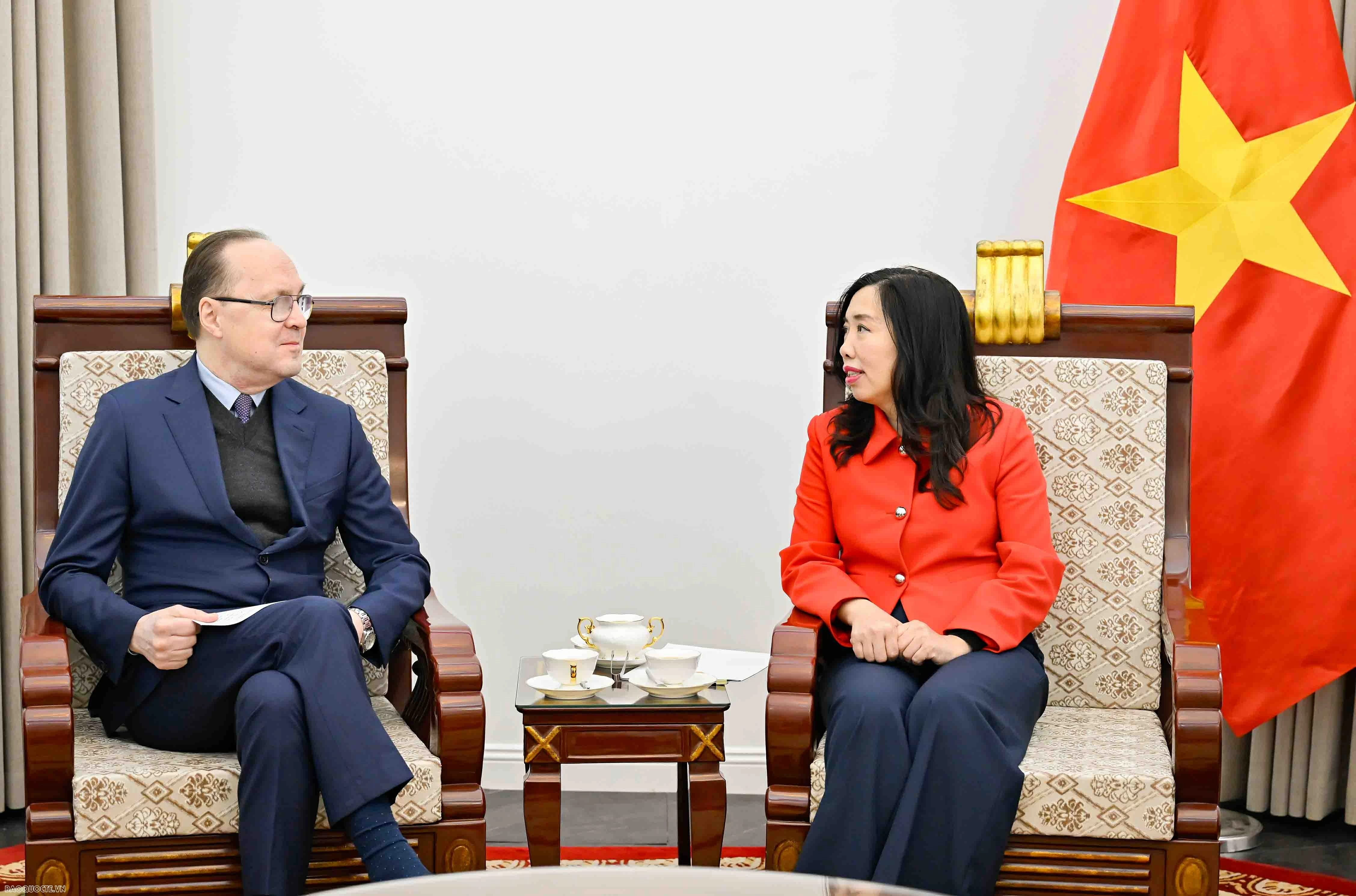 Đại sứ Nga quan tâm theo dõi và hiểu rõ ý nghĩa quan trọng của Đại hội XIV của Đảng Cộng sản Việt Nam Đại sứ Nga quan tâm theo dõi và hiểu rõ ý nghĩa quan trọng của Đại hội XIV của Đảng Cộng sản Việt Nam