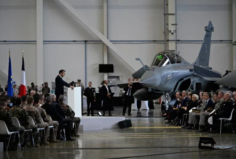 Tổng thống Pháp: Để giữ tự do... phải mạnh mẽ