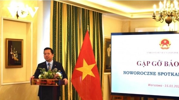 Polish media praise Vietnam’s development and 40 years of Doi Moi achievements