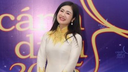 Sao Việt: NSND Thu Hà tỏa sáng trên thảm đỏ, Phương Mỹ Chi đăng ảnh thần thái