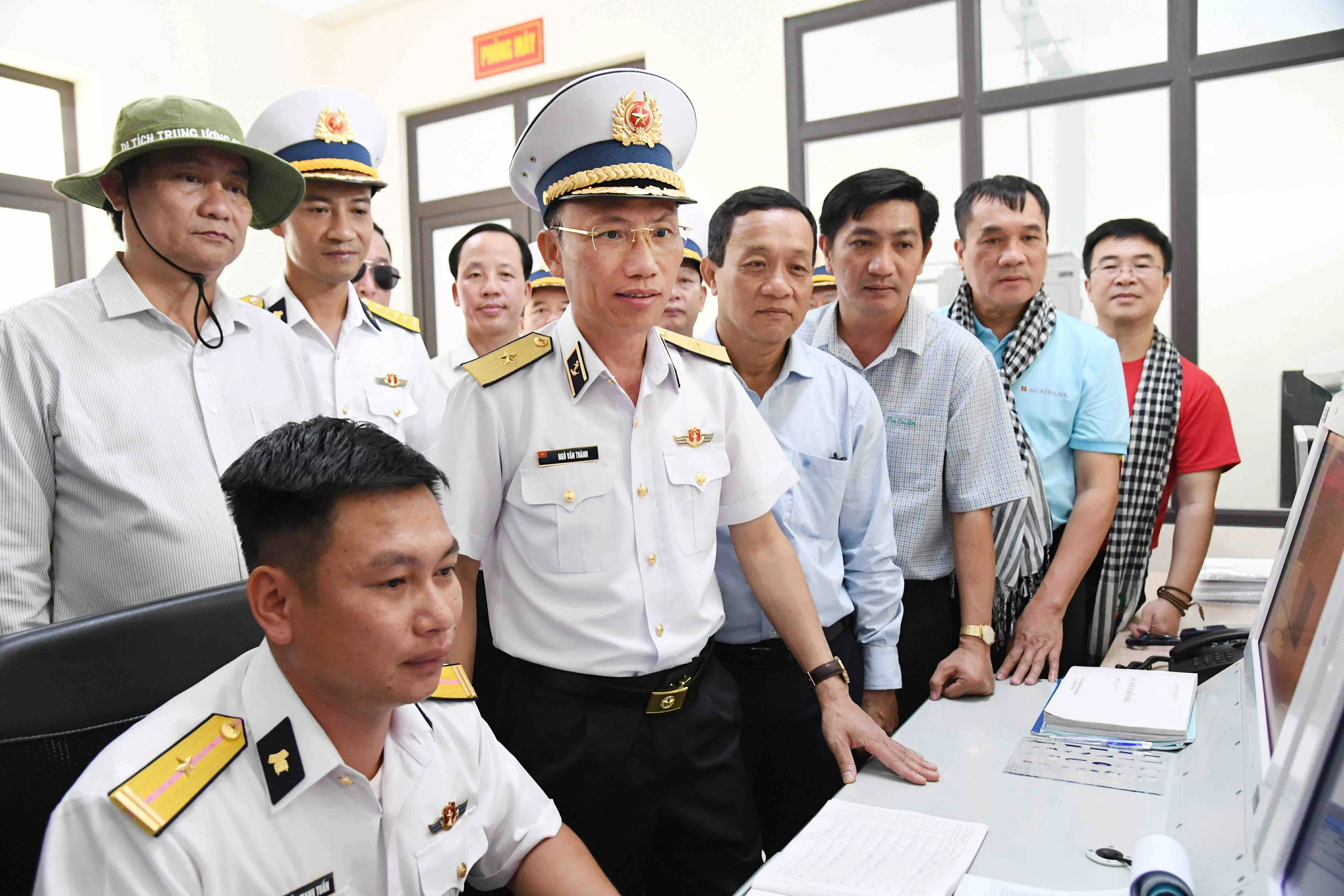 Cán bộ, chiến sĩ Vùng 5 Hải quân hướng về Đại hội XIV của Đảng Cán bộ, chiến sĩ Vùng 5 Hải quân hướng về Đại hội XIV của Đảng