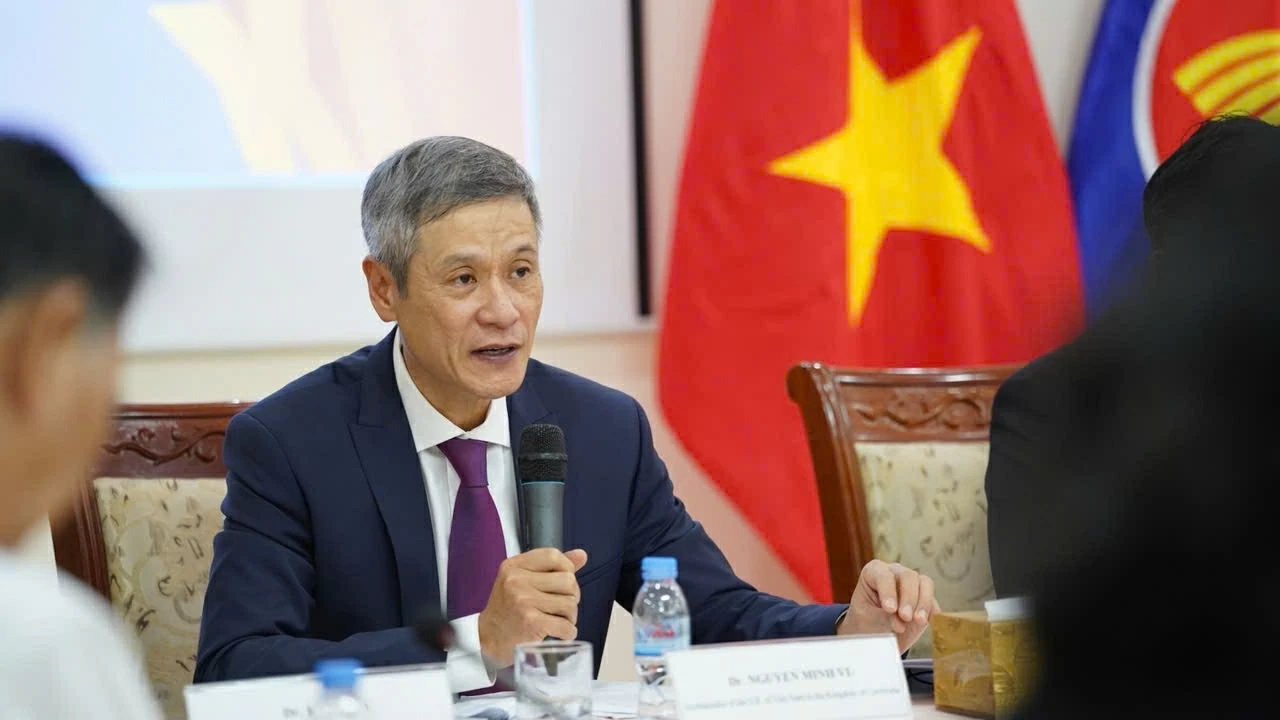 Đại sứ Nguyễn Minh Vũ: Bạn bè Campuchia tin tưởng Đại hội XIV giúp Việt Nam phát triển mạnh mẽ, đóng góp tích cực vào hòa bình, ổn định và thịnh vượng của khu vực