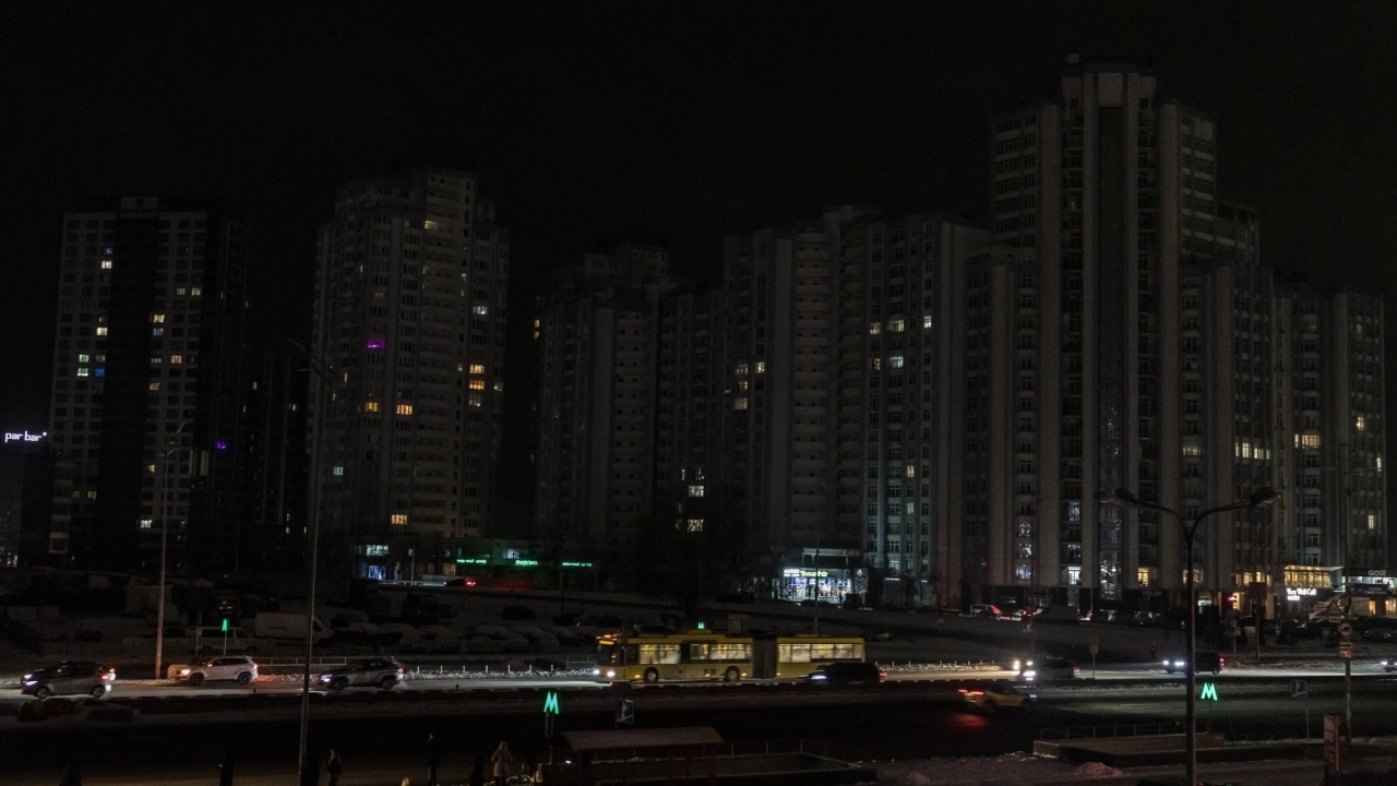 Ukraine khẩn trương nhập khẩu điện và thiết bị năng lượng