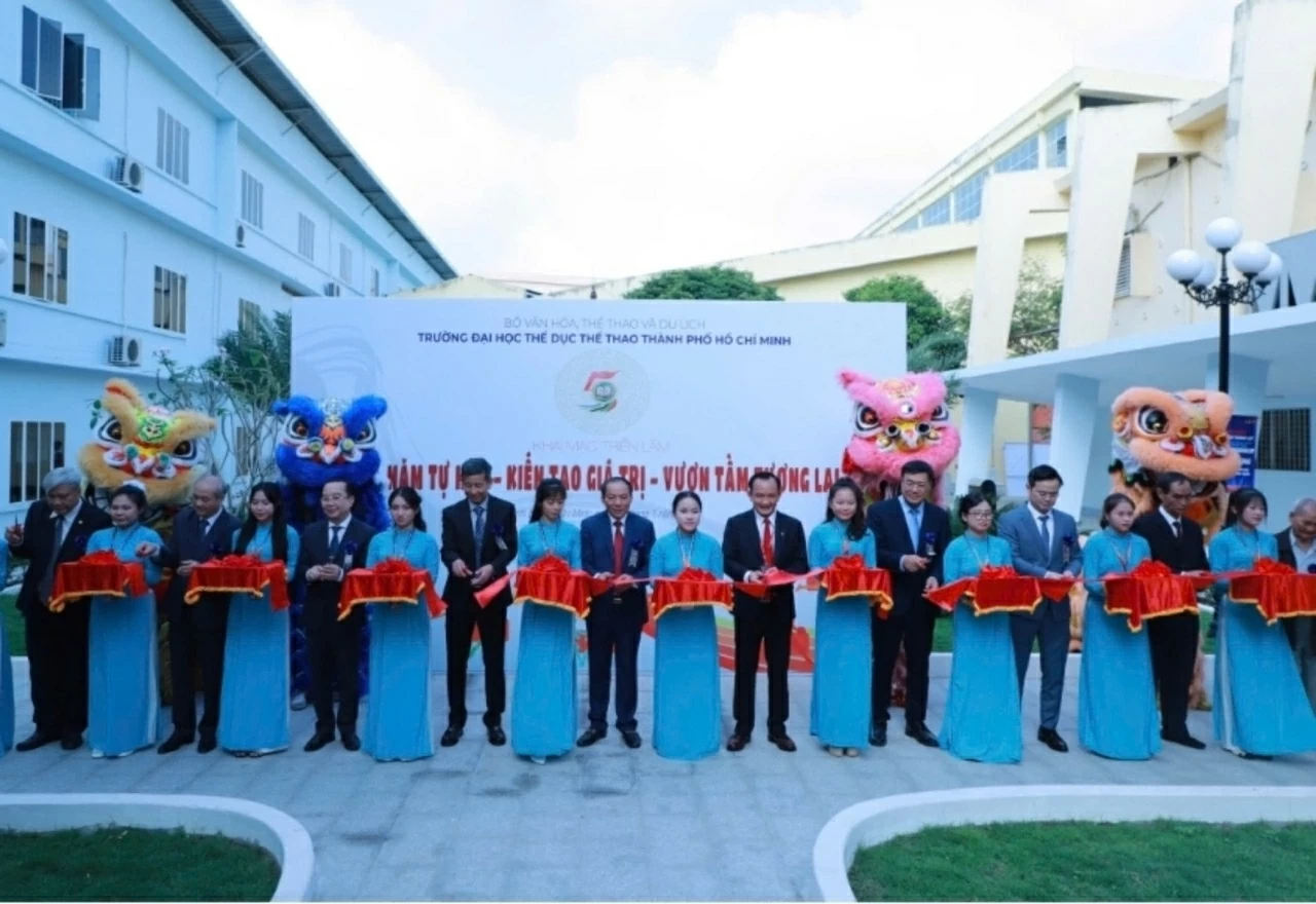 Tiến sĩ Võ Quốc Thắng - Hiệu trưởng Trường Đại học Thể dục Thể thao TP.HCM phát biểu tại lễ kỷ niệm.