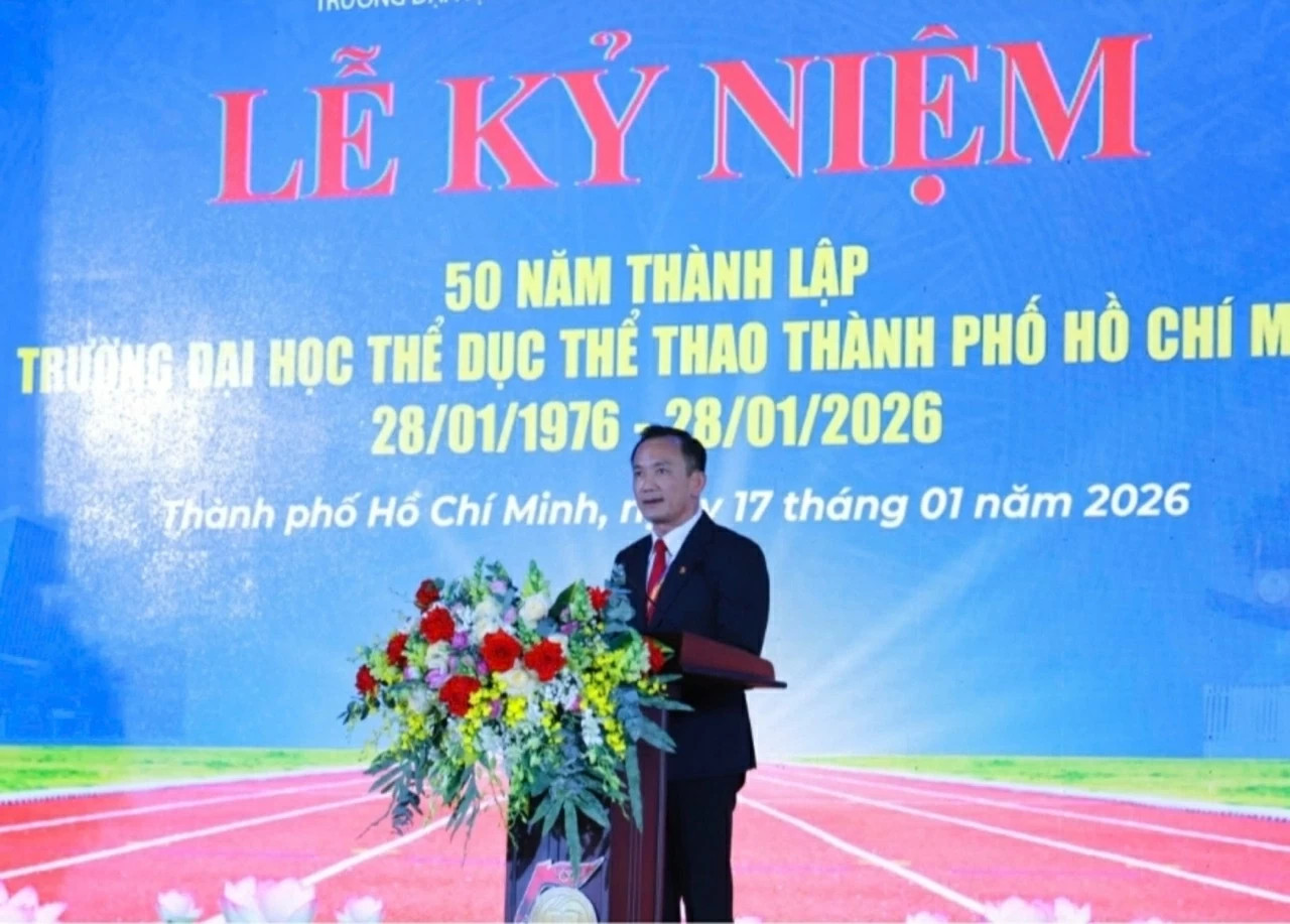 Tiến sĩ Võ Quốc Thắng - Hiệu trưởng Trường Đại học Thể dục Thể thao TP.HCM phát biểu tại lễ kỷ niệm. Tiến sĩ Võ Quốc Thắng - Hiệu trưởng Trường Đại học Thể dục Thể thao TP.HCM phát biểu tại lễ kỷ niệm.