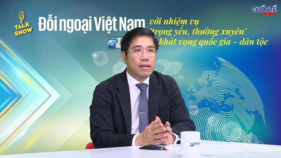 Đại hội XIV của Đảng: Đối nội - Đối ngoại trở thành hai cánh của một con chim để Việt Nam bay cao, vươn xa Đại hội XIV của Đảng: Đối nội - Đối ngoại trở thành hai cánh của một con chim để Việt Nam bay cao, vươn xa