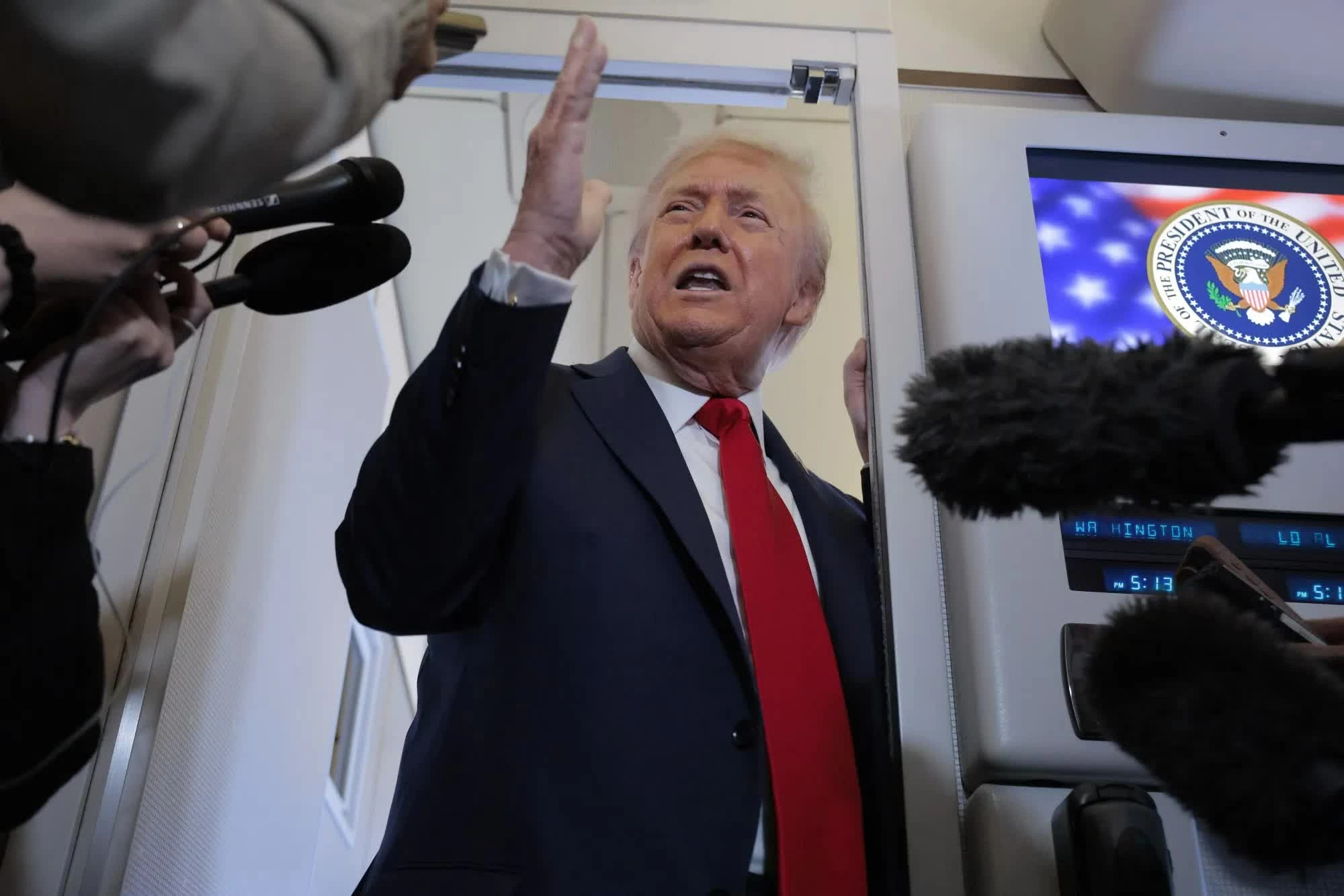 Thực hư thông tin các quốc gia trả 1 tỷ USD để tiếp tục tham gia 'Hội đồng hòa bình' Thực hư thông tin các quốc gia trả 1 tỷ USD để tiếp tục tham gia 'Hội đồng hòa bình'