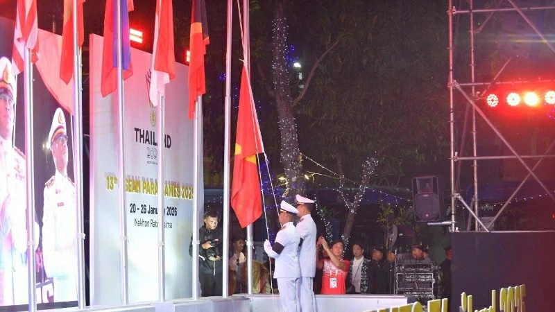 Lễ thượng cờ Đại hội Thể thao người khuyết tật Đông Nam Á lần thứ 13. (Nguồn: Nhandan) Lễ thượng cờ Đại hội Thể thao người khuyết tật Đông Nam Á lần thứ 13. (Nguồn: Nhandan)