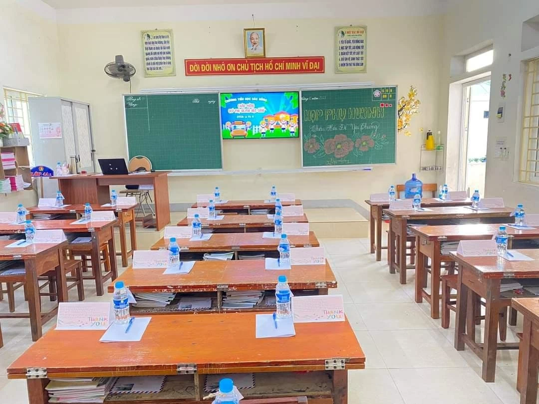 Đổi mới họp phụ huynh ở tiểu học: Từ 'mệnh lệnh hành chính' sang 'yêu thương và đồng hành' Đổi mới họp phụ huynh ở tiểu học: Từ 'mệnh lệnh hành chính' sang 'yêu thương và đồng hành'