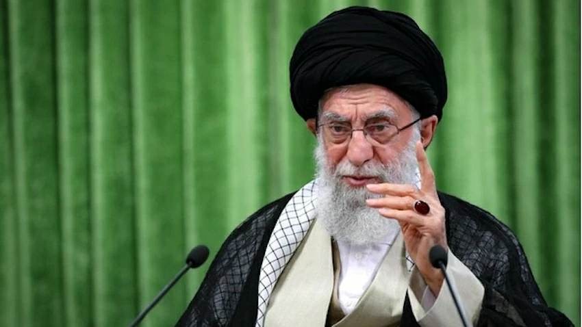 Iran cảnh báo về lời tuyên chiến 'chiến tranh tổng lực', Mỹ tiếp tục đổ khí tài đến Trung Đông. (Nguồn: Khamenei,ỉ) Iran cảnh báo về lời tuyên chiến 'chiến tranh tổng lực', Mỹ tiếp tục đổ khí tài đến Trung Đông. (Nguồn: Khamenei,ỉ)