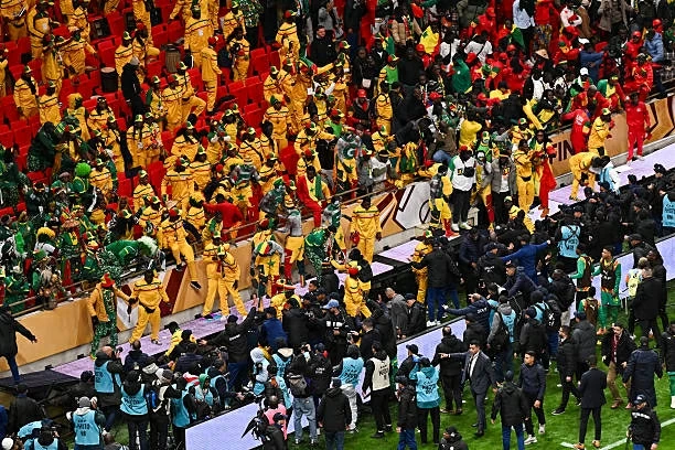 Chung kết AFCON 2025: Cầu thủ tuyển Senegal rời sân để phản đối phạt đền
