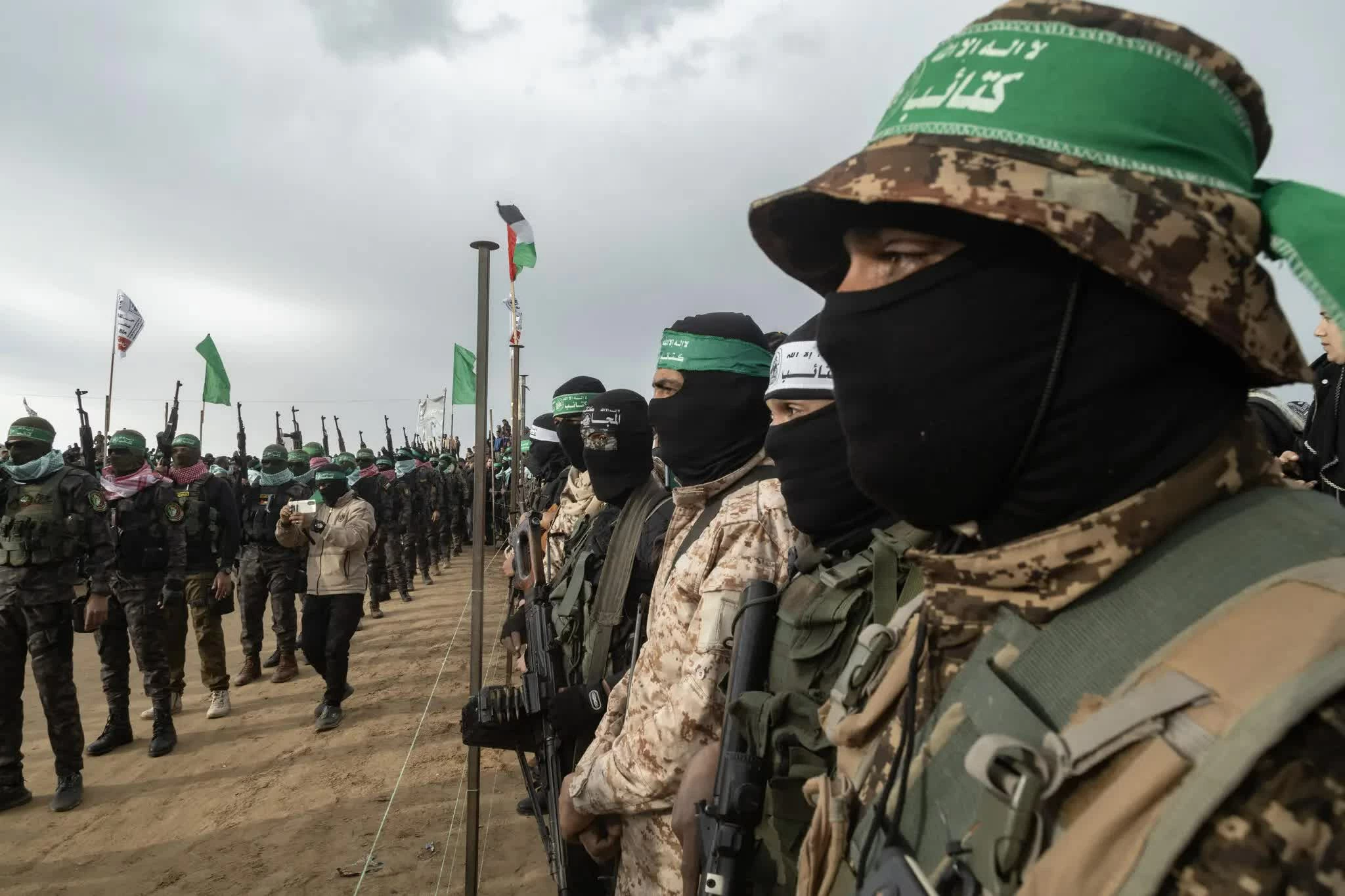 Dải Gaza: Hamas tuyên bố 'hoàn toàn sẵn sàng' chuyển giao quyền lực cho ủy ban kỹ trị Palestine Dải Gaza: Hamas tuyên bố 'hoàn toàn sẵn sàng' chuyển giao quyền lực cho ủy ban kỹ trị Palestine