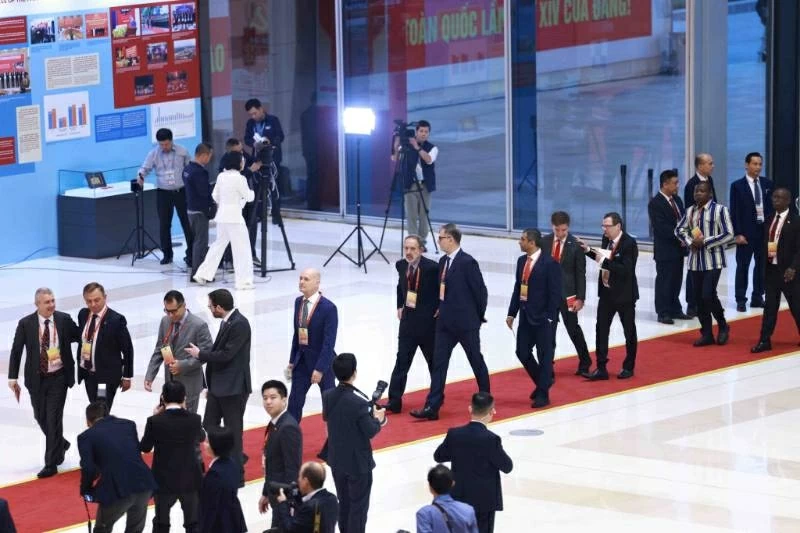 Khai mạc Đại hội XIV của Đảng: Hội tụ, chung nhịp đập để đánh dấu điểm khởi đầu kỷ nguyên vì hạnh phúc nhân dân Khai mạc Đại hội XIV của Đảng: Hội tụ, chung nhịp đập để đánh dấu điểm khởi đầu kỷ nguyên vì hạnh phúc nhân dân