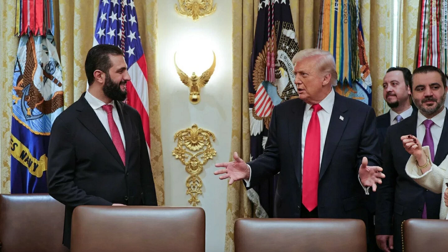 Tình hình Syria: Thỏa thuận hội nhập với người Kurd mong manh, Tổng thống lâm thời al-sharaa điện đàm với Tổng thống Trump