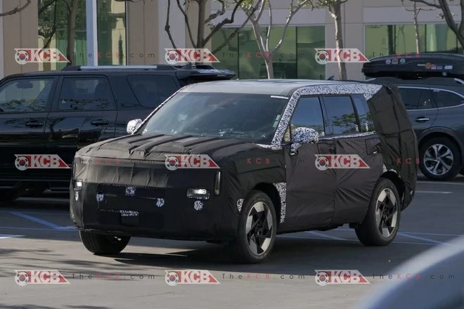 Hyundai SantaFe 2027 nhiều khả năng áp dụng ngôn ngữ thiết kế Art of Steel từng xuất hiện trên NEXO. Hyundai SantaFe 2027 nhiều khả năng áp dụng ngôn ngữ thiết kế Art of Steel từng xuất hiện trên NEXO.