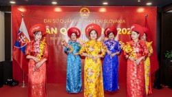 Ấm áp chương trình Xuân Quê hương 2026 tại Slovakia