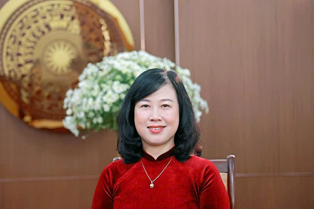 Bộ trưởng Bộ Y tế Đào Hồng Lan: Chăm sóc sức khỏe nhân dân toàn diện, từ sớm, từ xa và ngay từ cơ sở Bộ trưởng Bộ Y tế Đào Hồng Lan: Chăm sóc sức khỏe nhân dân toàn diện, từ sớm, từ xa và ngay từ cơ sở