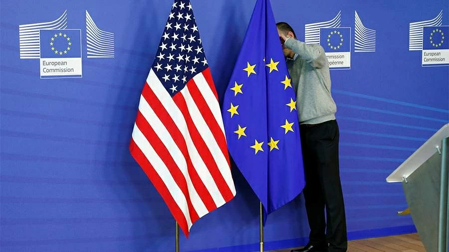 Quan hệ kinh tế Mỹ - EU đứng trước nguy cơ rạn nứt nghiêm trọng Quan hệ kinh tế Mỹ - EU đứng trước nguy cơ rạn nứt nghiêm trọng