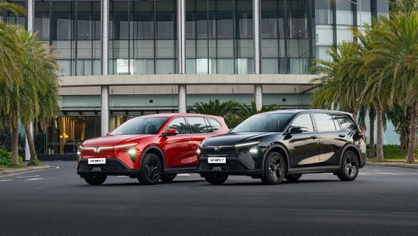 Cận cảnh xe điện VinFast VF MPV 7 vừa ra mắt khách Việt, giá 819 triệu đồng