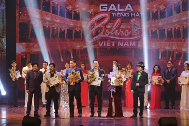 Á quân Thành Đệ khẳng định vị thế bằng nội lực và cảm xúc