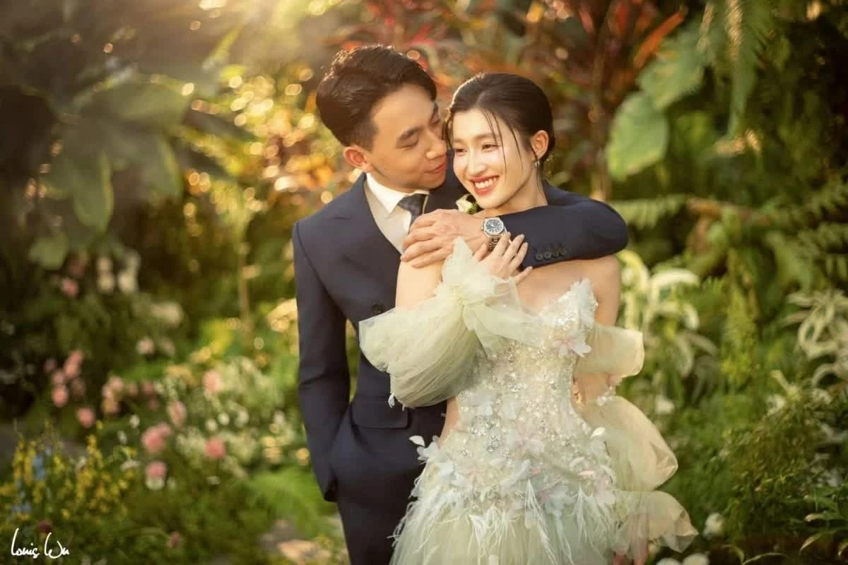 Ngắm ảnh cưới đẹp nên thơ của Á hậu Phương Nhi Ngắm ảnh cưới đẹp nên thơ của Á hậu Phương Nhi