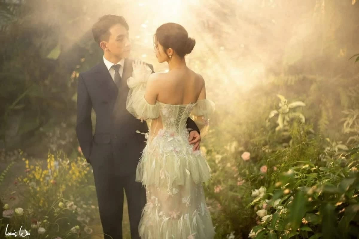 Ngắm ảnh cưới đẹp nên thơ của Á hậu Phương Nhi Ngắm ảnh cưới đẹp nên thơ của Á hậu Phương Nhi