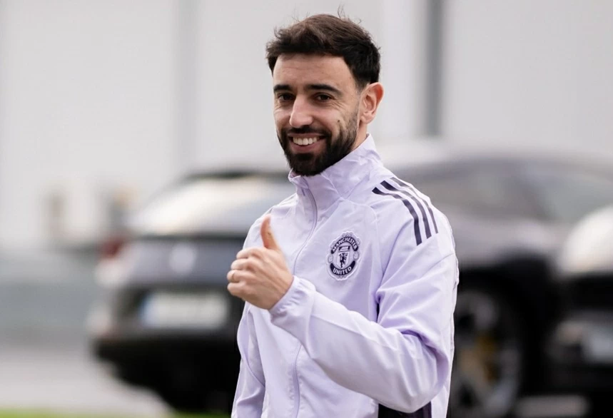 Man Utd sắp nói chuyện tương lai với Bruno Fernandes