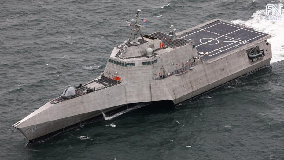 Tàu chiến Mỹ chuẩn bị cập bến quân cảng Ream của Campuchia