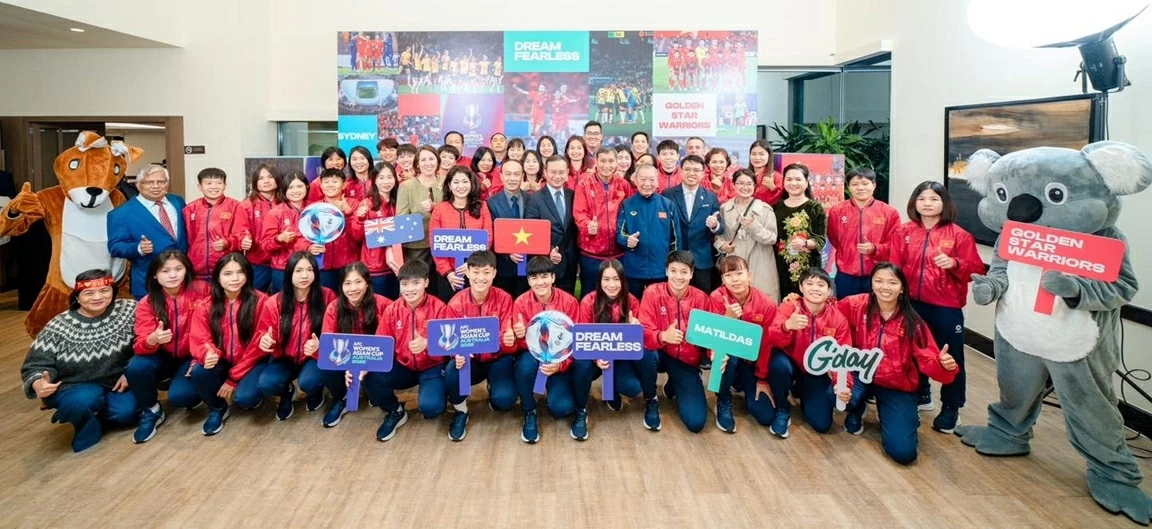 Giải vô địch bóng đá nữ châu Á 2026: Tiệc chúc mừng đội tuyển bóng đá nữ Việt Nam