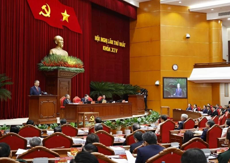 Ban Chấp hành Trung ương Đảng khoá XIV thống nhất tuyệt đối bầu đồng chí Tô Lâm tiếp tục giữ chức Tổng Bí thư