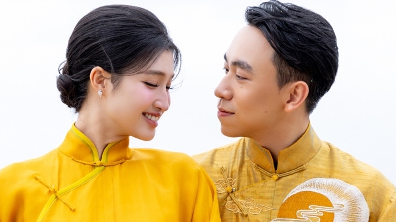 Á hậu Phương Nhi rạng rỡ, hạnh phúc bên chú rể Minh Hoàng