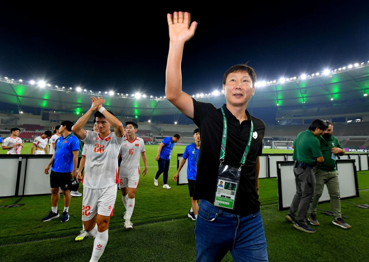Quật ngã Hàn Quốc ở loạt luân lưu, U23 Việt Nam giành hạng Ba Giải U23 châu Á 2026 Quật ngã Hàn Quốc ở loạt luân lưu, U23 Việt Nam giành hạng Ba Giải U23 châu Á 2026