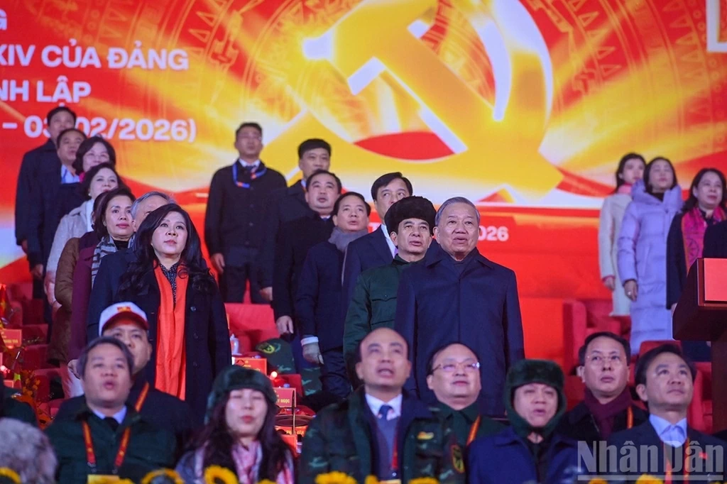 Dưới cờ Đảng – Đất nước nở hoa hạnh phúc, chung khát vọng trăm năm