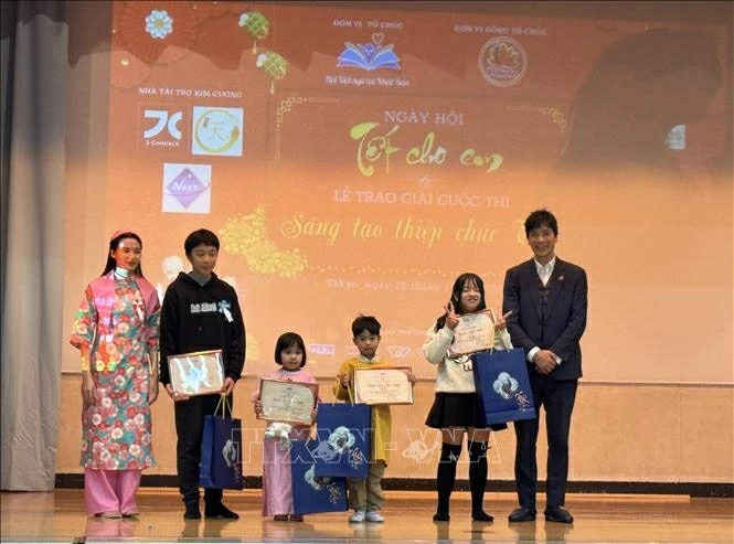 Rộn ràng ngày hội “Tết cho em” trong cộng đồng người Việt tại Nhật Bản