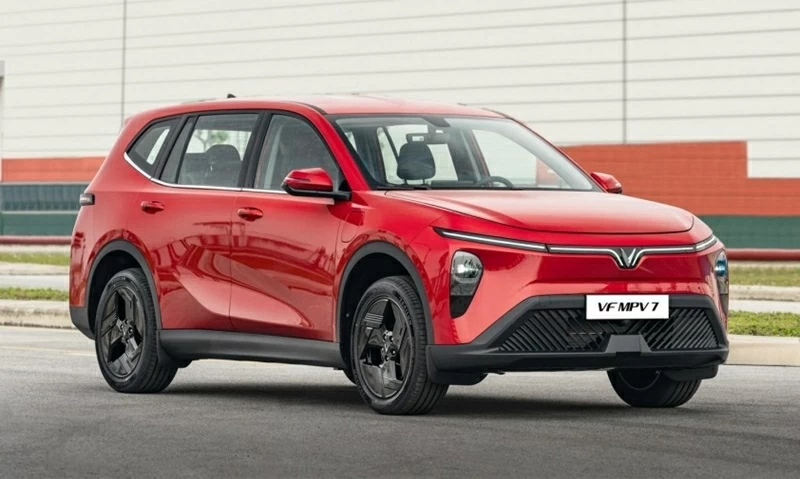 Mẫu xe 7 chỗ VinFast VF MPV 7 được phát triển từ nền tảng Limo Green. Mẫu xe 7 chỗ VinFast VF MPV 7 được phát triển từ nền tảng Limo Green.