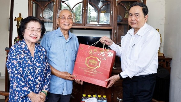 NA Chairman pays tribute to former party, state leaders