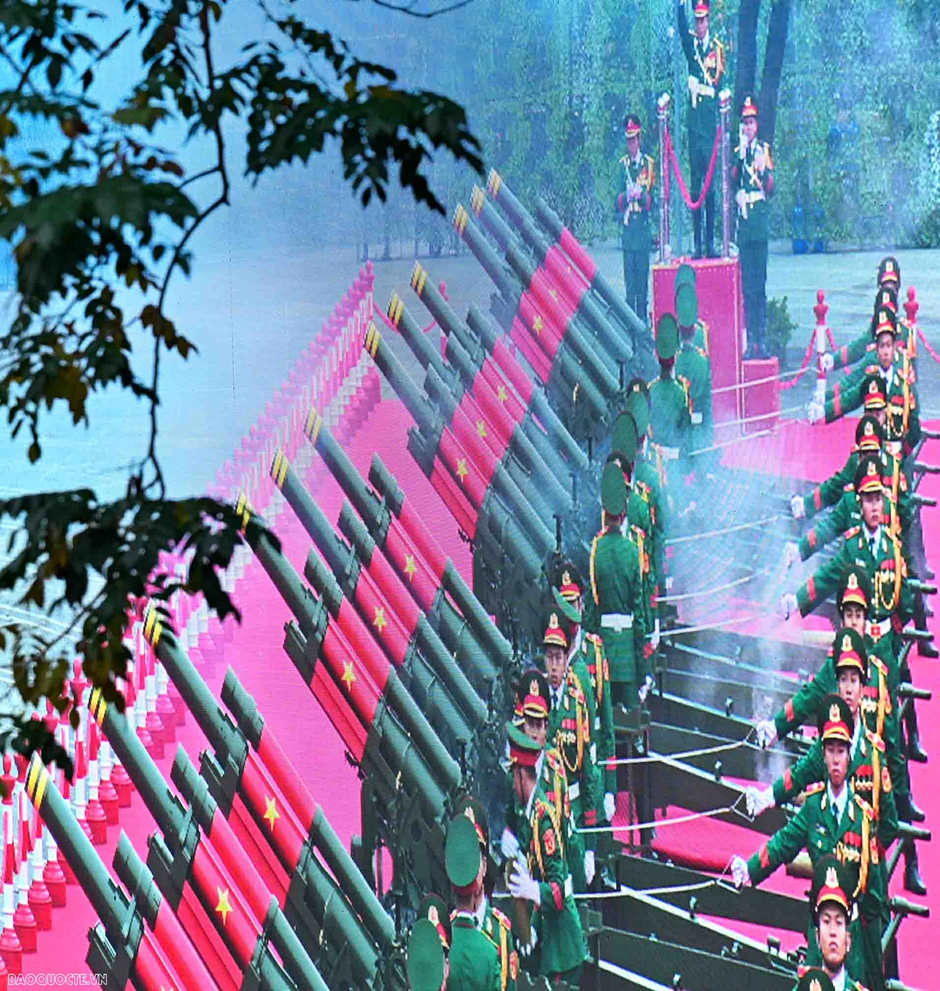 Lễ đón chính thức Tổng Bí thư, Chủ tịch nước Lào và Phu nhân