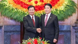 Chủ tịch nước Lương Cường hội kiến Tổng Bí thư, Chủ tịch nước Lào Thongloun Sisoulith