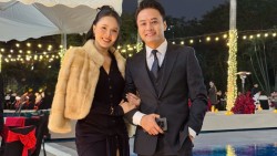 Sao Việt: Hồng Diễm xinh tươi bên Hồng Đăng, Hoa hậu Trần Tiểu Vy 'đẹp không tì vết'