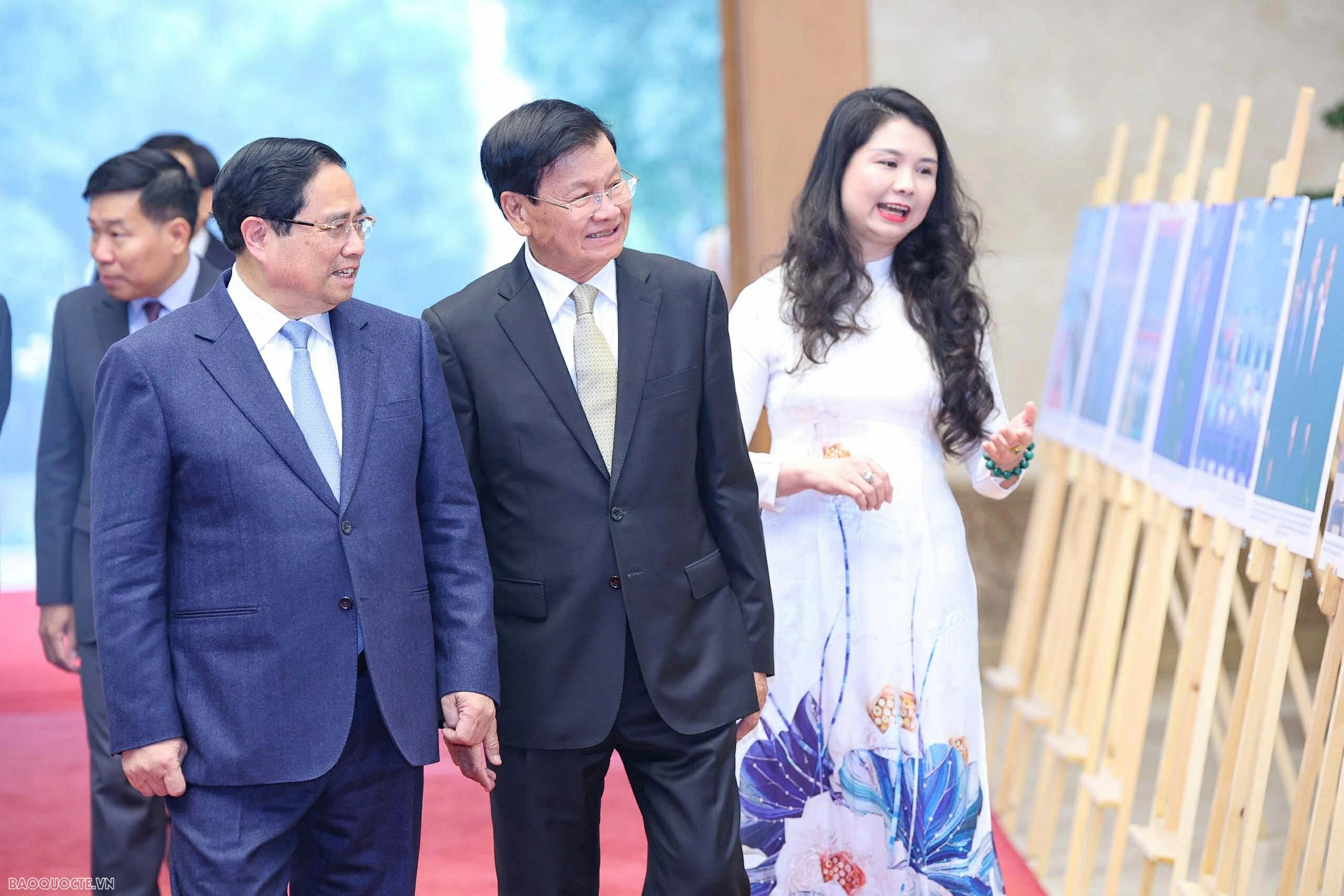 Thủ tướng Phạm Minh Chính hội kiến với Tổng Bí thư, Chủ tịch nước Lào