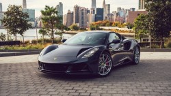 Lotus chuẩn bị trình làng 3 mẫu xe mới tại Việt Nam