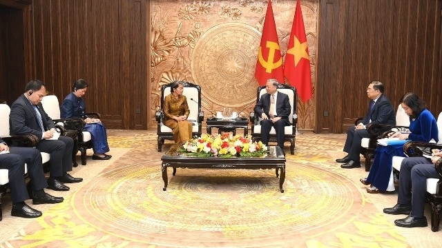 Tổng Bí thư Tô Lâm tiếp đoàn đại biểu Đảng Nhân dân Campuchia
chúc mừng thành công Đại hội XIV