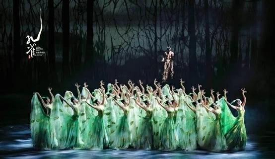 Lần đầu tiên vũ kịch nổi tiếng 'Khổng Tước' của nghệ sĩ Dương Lệ Bình đến Việt Nam